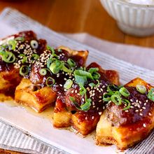 カリッとジューシー♪家族で取りあう♡厚揚げの絶品肉詰め