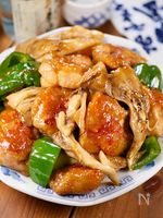 行列の定食屋さんの🍚鶏ピーマン舞茸の♪ぷりぷり甘酢炒め🤩