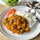 鉄分たっぷり！夏野菜のキーマカレー