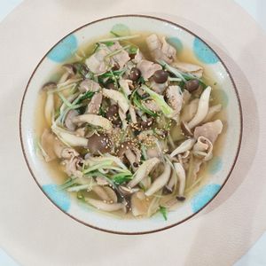 milkの作ってみた!投稿(豚バラとしめじと水菜のサッと煮)