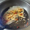 そら豆とカリカリ豚バラの豆板醤焼き　の工程3