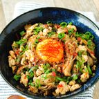 【12kgやせた管理栄養士考案】腸活！ピリ辛きのこ丼