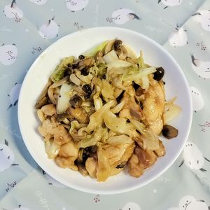 ぴんくツバメの作ってみた!投稿(ご飯が進む！【鶏肉とキャベツの旨ぽん炒め】ワンパンで簡単◎)