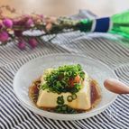 晩酌のおともにオススメ！簡単すぎる卵かけ冷奴