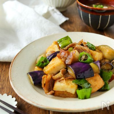 豚バラと厚揚げと夏野菜の甘辛炒め