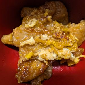 兎銀リブの作ってみた!投稿(【簡単すぎるご飯泥棒】豚の照りたま丼)