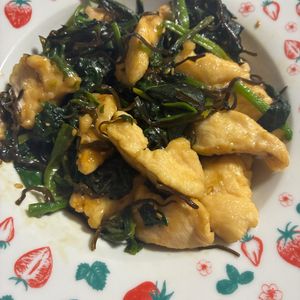 にゃんの作ってみた!投稿(【ささみとほうれん草のパパッと炒め】ごまの風味と塩昆布の旨味)