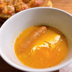 ねこまりも🐈‍⬛の作ってみた!投稿(スペインのにんにくスープ《ソパデアホ》)