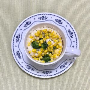 キャピタンの作ってみた!投稿(ブロッコリーとコーンのマグカップ豆腐蒸しパン)