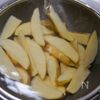 ノンフライヤーで簡単！ピンチョス・ハーブポテト・鶏のコンフィの工程1