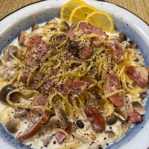 楽ラク手抜キッチン🐶🐾の作ってみた!投稿(【ワンパン！きのことベーコンのレモンクリームパスタ】絶品！)