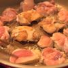 わさびで食べる♪【鶏肉と厚揚げのバター煮】の工程2