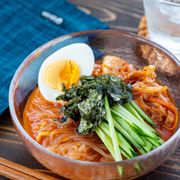 和えるだけ簡単！しらたきビビン麺