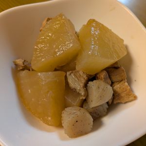 かめちゃん🐢の作ってみた!投稿(味しみしみ濃厚🤭♪豚バラ大根とこんにゃくの生姜煮🍚)