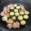 ワンパン10分【ズッキーニと鶏ももの醤油バター】の工程3