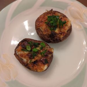 たりおの作ってみた!投稿(うま味たっぷり！椎茸のおかかチーズ焼き)