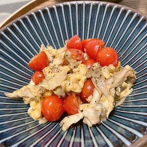 Natsukoの作ってみた!投稿(『トマトと卵の中華炒め』5分で完成♡ペロリといけちゃう！)
