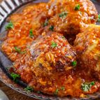 【チーズたっぷり】簡単トマトソースの肉汁ハンバーグ#リピ確定