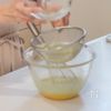 この組み合わせは最高!抹茶といちごホワイトチョコマフィンの工程3