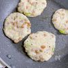 【クセになる一品！】長芋と納豆のもっちり焼きの工程2