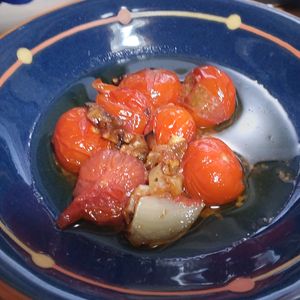 とーこ♪の作ってみた!投稿(簡単ヘルシー！作業5分の【うま塩トマトアヒージョ】)