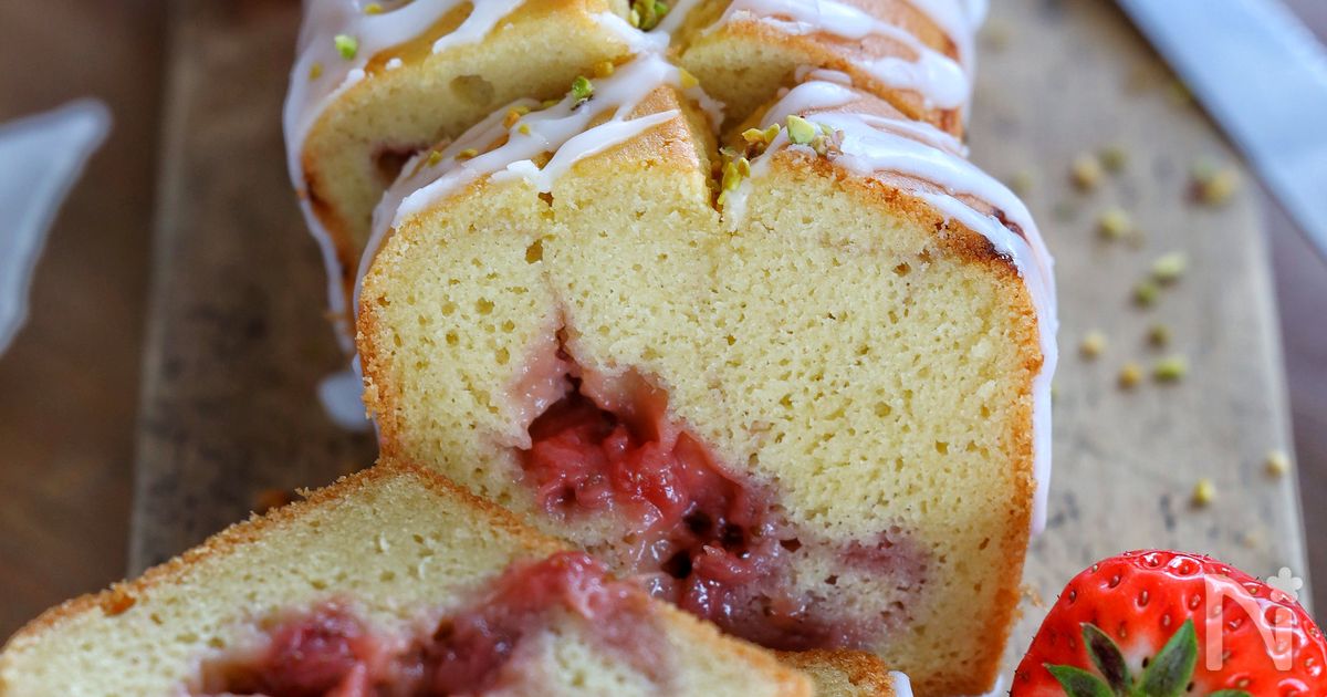 ピューレはレンジ！バターなし！【米粉いちごパウンドケーキ】