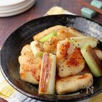 串無し焼き鳥風♪鶏むねと長ネギの旨塩炒め