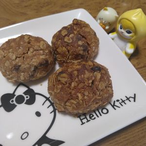ももの作ってみた!投稿(米粉のシナモンオートミールクッキー★《卵/乳/小麦なし！》)