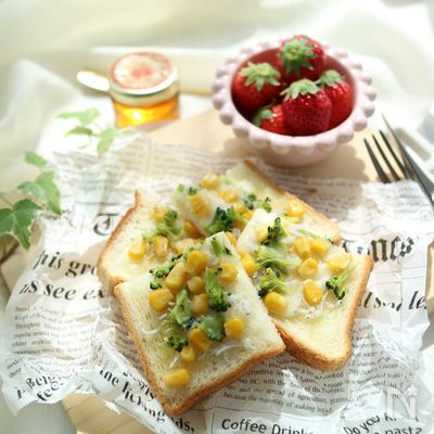 子どもの朝食に♡親子で作ろう♪しらすとコーンのトースト