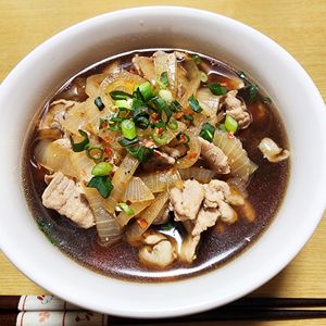 ナムディの作ってみた!投稿(☆あまから~豚バラで肉うどん☆)
