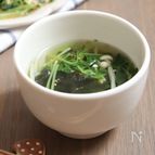 お出汁いらず。豆苗のお吸い物