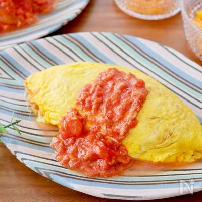 15分で絶品♡ツナトマチーズのオムライス