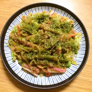 Nao★彡の作ってみた!投稿(自家製ソースで食べる「太麺焼きそば」)