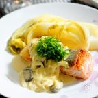 とろサーモンのステーキ　白味噌ソースかけ