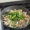 ご飯がすすむ！豚こまともやしのスタミナニラ炒めの工程4