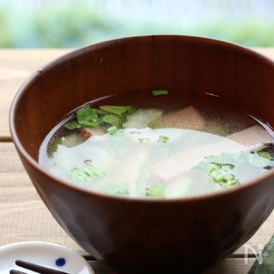 セロリとベーコンのお味噌汁