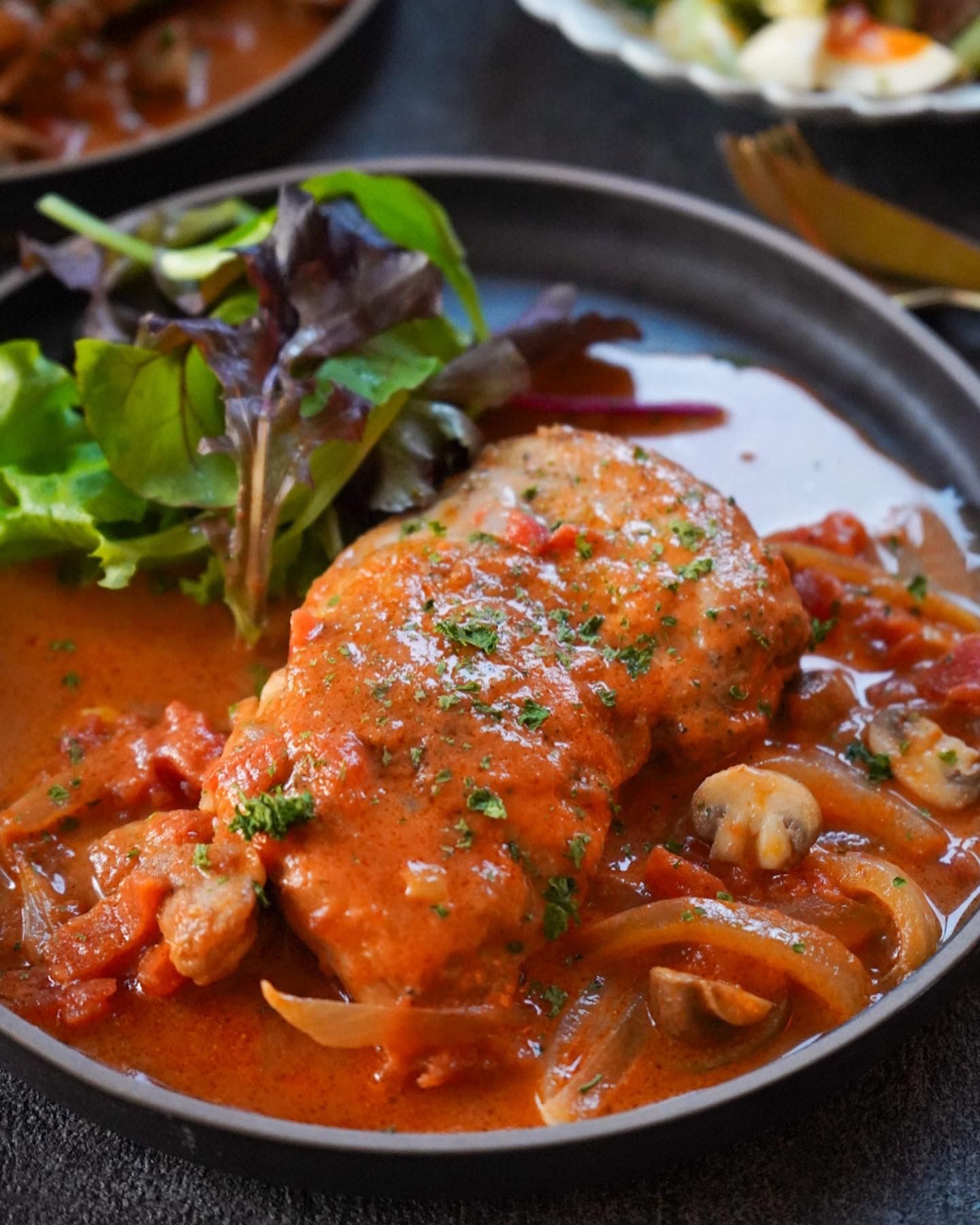 めちゃうま♡チキントマトクリーム煮』パパッとメイン料理完成