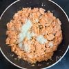 フライパンで簡単♡塩麹でふっくら手作り鮭フレークの工程3