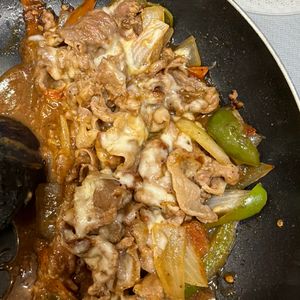 1251934の作ってみた!投稿(美味しいおかず♡豚肉のトマト入り洋風生姜焼きトロリンチーズ)