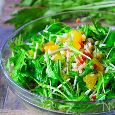 水菜と甘夏と押し麦のぺっぴんサラダ