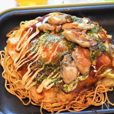 牡蠣の広島風お好み焼き