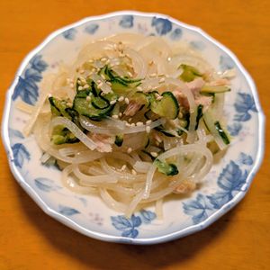 ゆきまる🐬🫧の作ってみた!投稿(【子供爆食♪ツナきゅうりの中華風マロニーサラダ】)