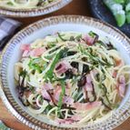 塩昆布が決めて！【大葉とベーコンのガーリックパスタ】