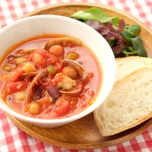 〈くらし薬膳〉あさりと豆のトマトスープ