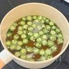 野菜嫌いの娘がおかわり【とうもろこしとオクラのふわ玉スープ】の工程2