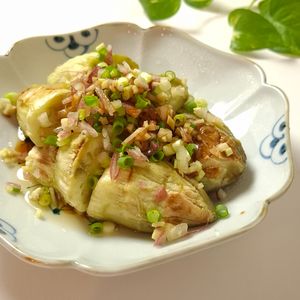 とのちゃまの作ってみた!投稿(薬味たっぷりおいしい焼きなす【作り置き】)