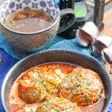 ＼レトルトハヤシライスで簡単♪／濃厚こく旨☆煮込みハンバーグ