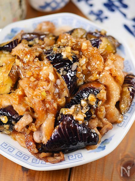 行列の中華屋さんの🍚豚バラなすの油淋鶏風の甘酢炒め