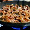 ガッツリ満足系「豚肉ガーリックライス」もう一口が、止まらないの工程4