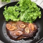 【STAUB】ガーリックバター醤油ステーキ